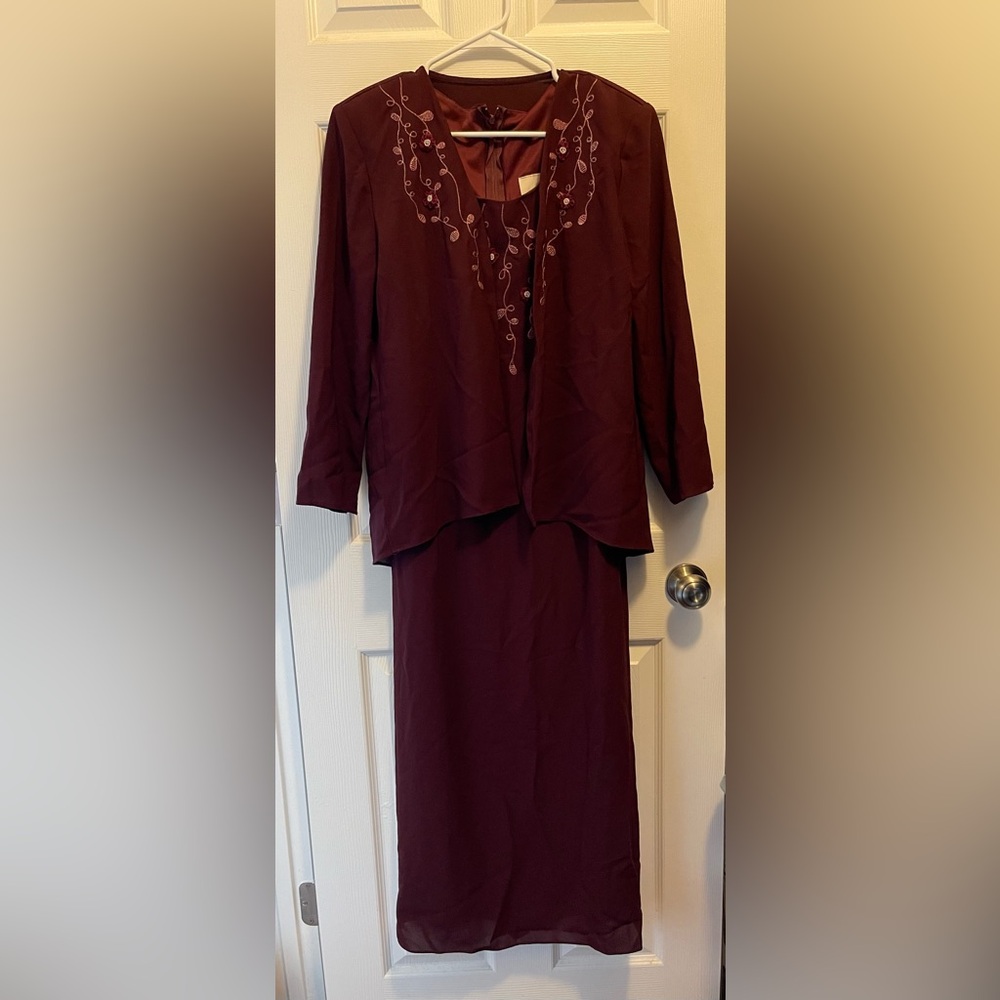 Aspeed Deep Red Dress with Embroidery